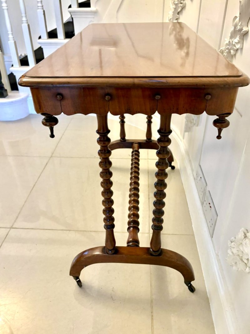 Antique Victorian Quality Mahogany Side/Lamp Table - Image 11